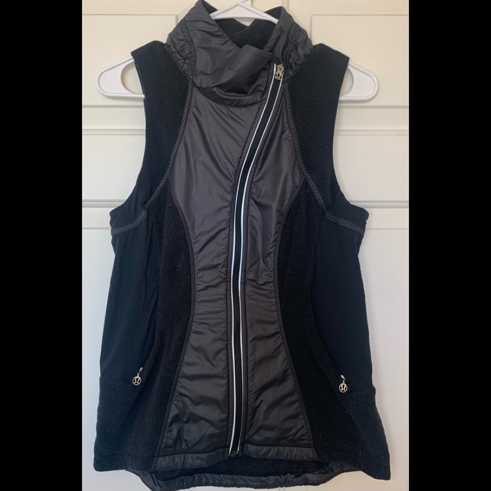 Lululemon reflective zip up vest